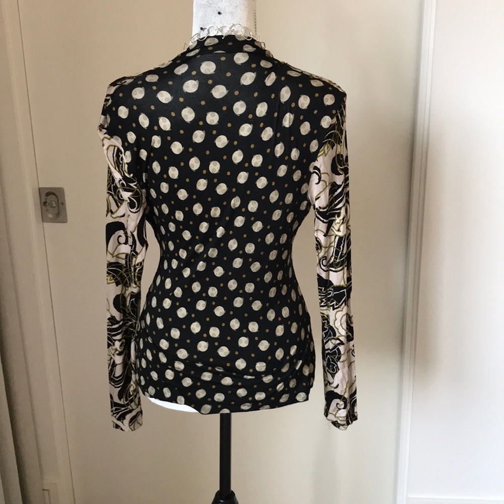 Artsy ETRO Mock Wrap Top w/ Side Gathers - Picture 5 of 8